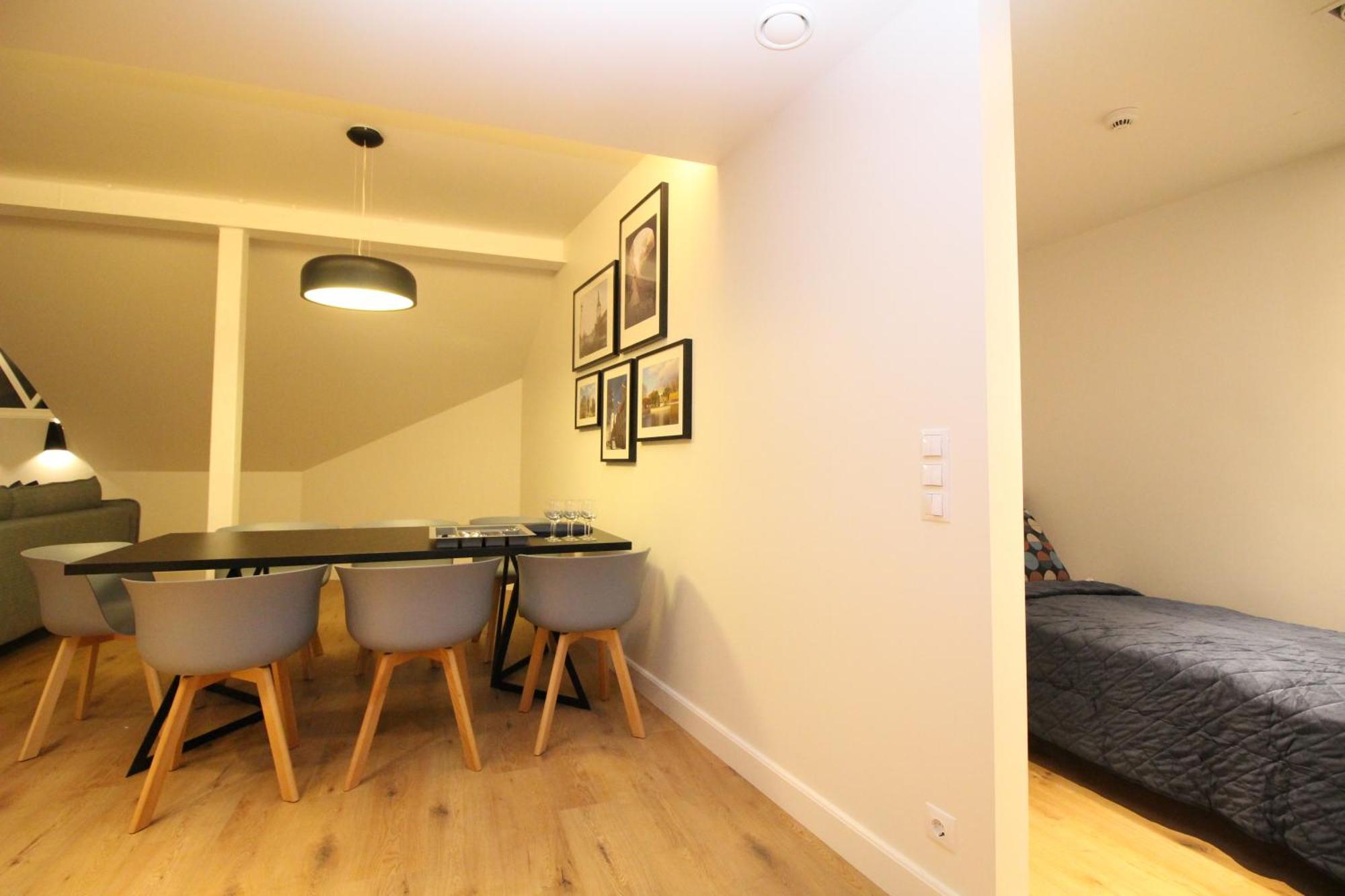 Tallinn City Apartments Old Town Suites Bilik gambar